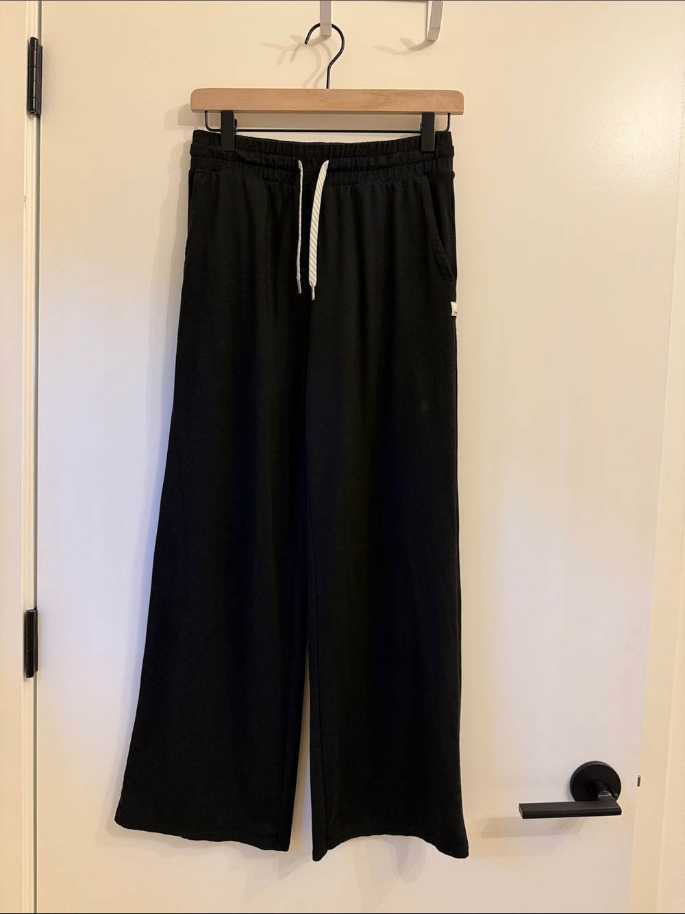 Halo Essential Wide Leg XS Short